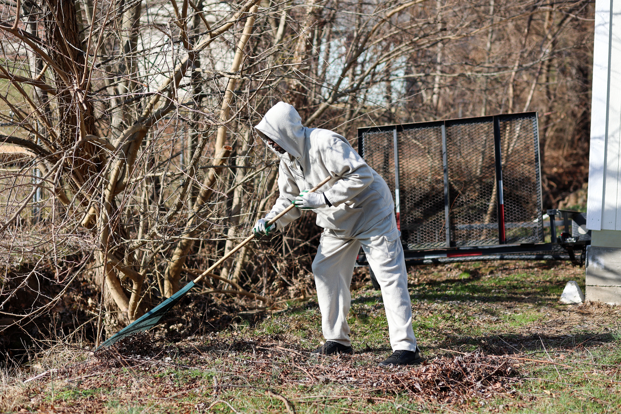 fall invaders pest control eau claire wi